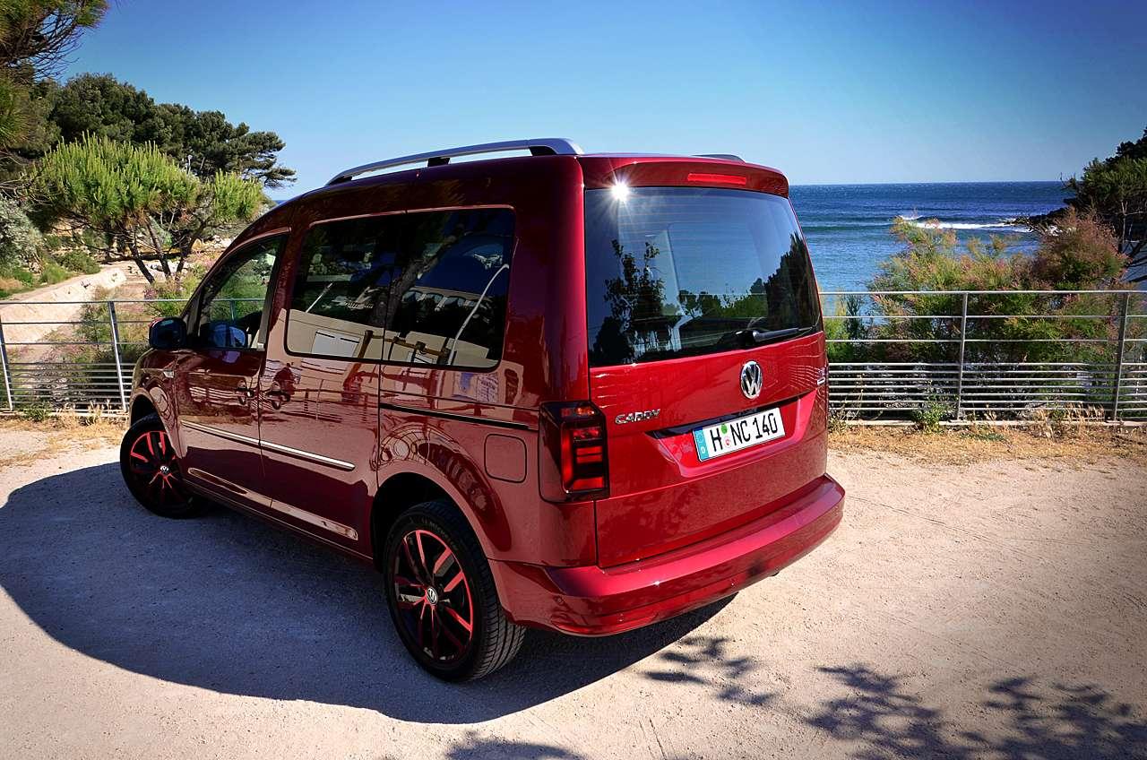 Volkswagen Caddy pracowniczy dress code • AutoCentrum.pl