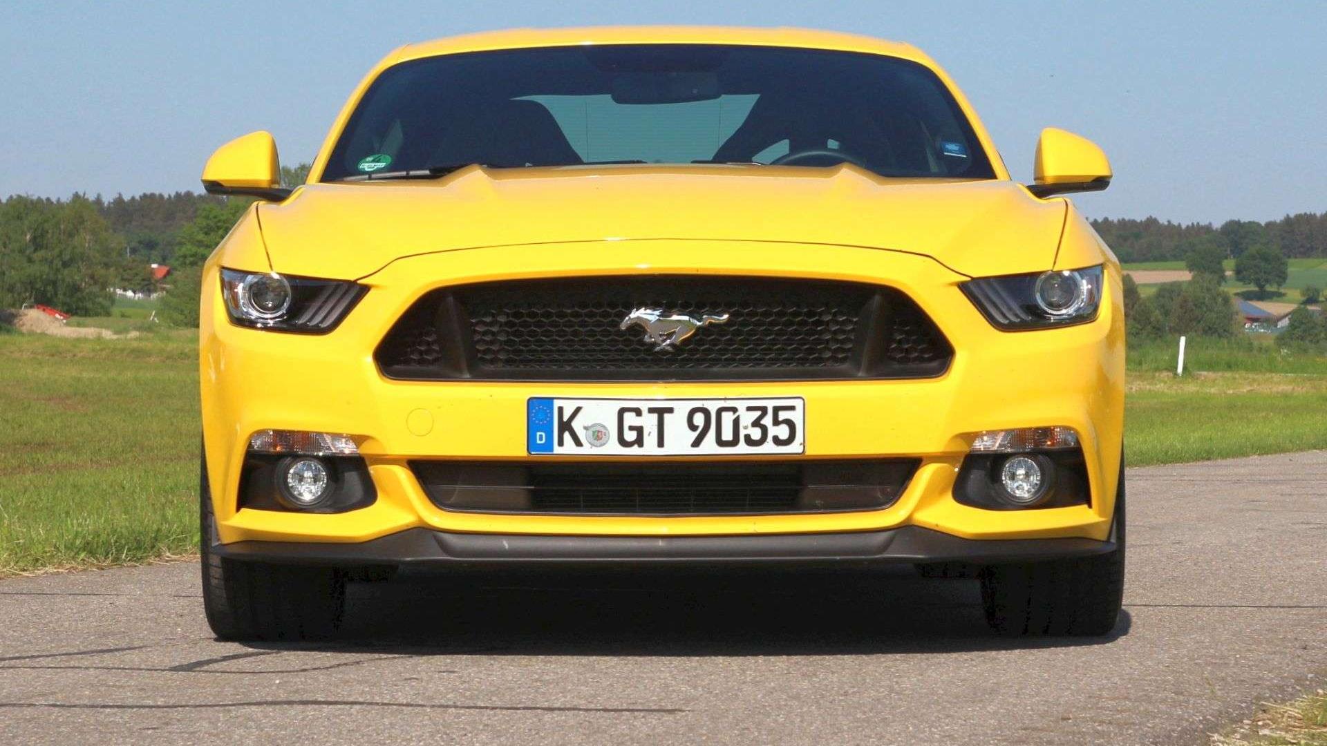 Ford Mustang mocne wejście • AutoCentrum.pl