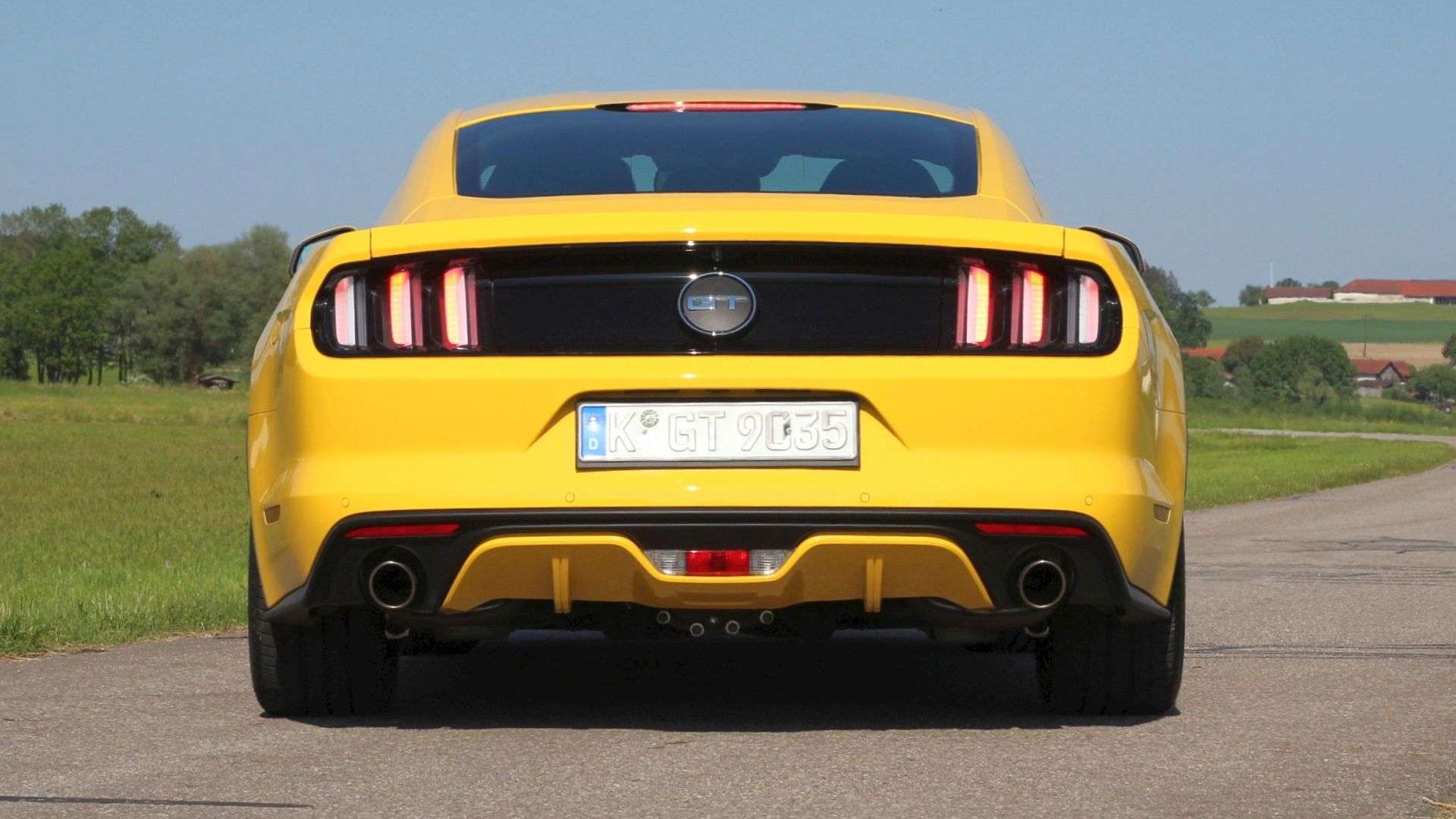 Ford Mustang mocne wejście • AutoCentrum.pl