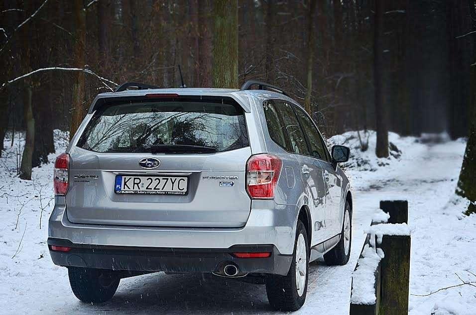 Subaru Forester 2.0 D książkowe proporcje • AutoCentrum.pl