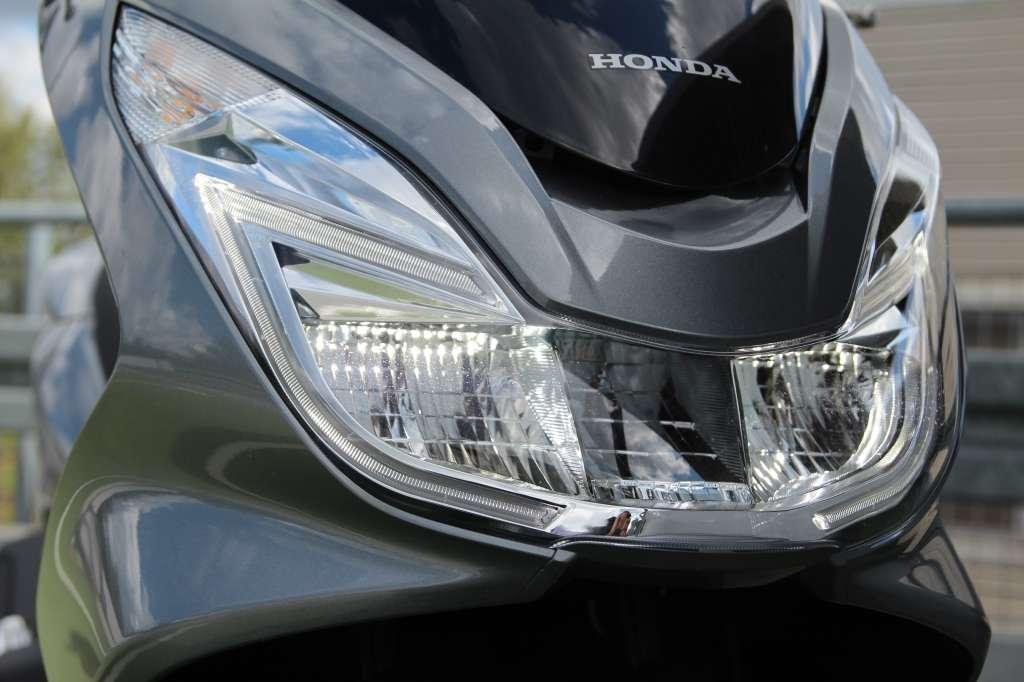 Honda PCX gasnę i gasnę... • AutoCentrum.pl