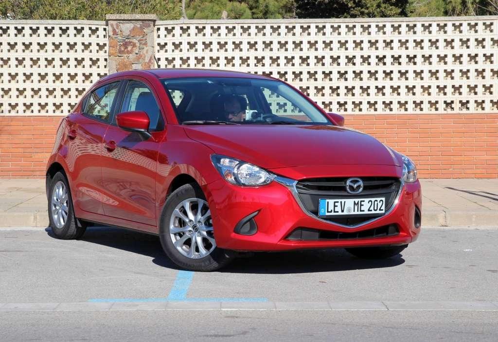 Mazda 2 multitalent z Japonii • AutoCentrum.pl
