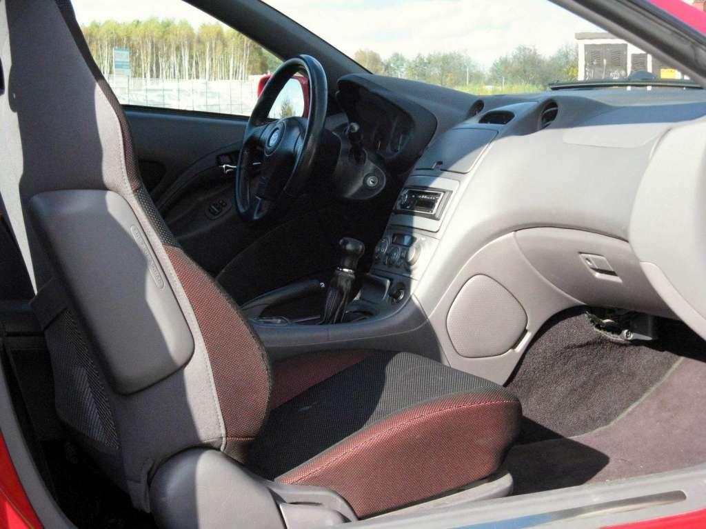 Toyota celica салон