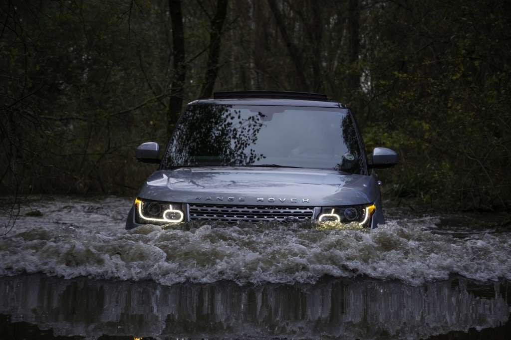 Range Rover Hybrid - oszczędny władca terenu