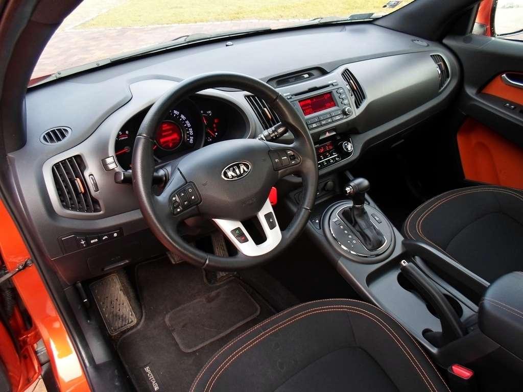 Kia Sportage 2.0 CRDi XL AWD crossover z czołówki