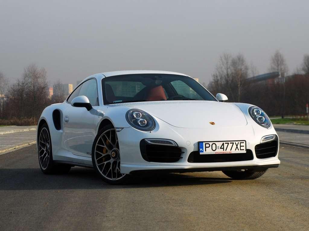 Jak randka z supermodelką Porsche 911 Turbo S