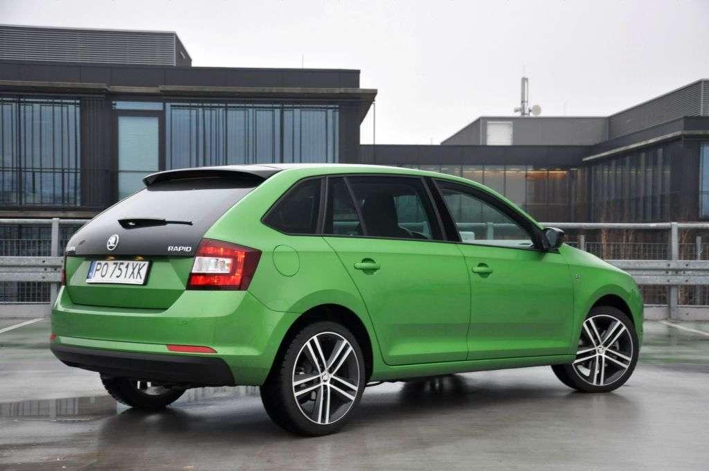 Skoda Rapid Spaceback Ciekawych Opcji Nie Brakuje Autocentrum Pl