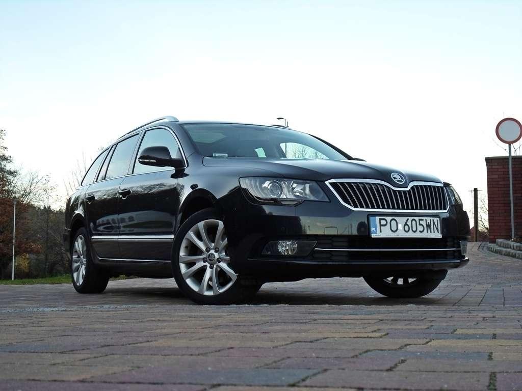 Skoda Superb Kombi 1 8tsi Dsg Z Delikatnym Makijazem Autocentrum Pl