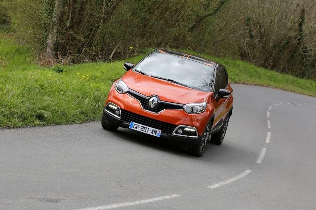 Renault Captur przewodnik po rynku małych crossoverów