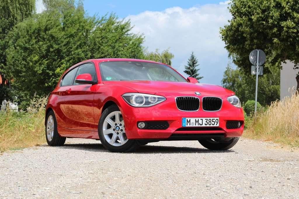 BMW 114i czy bazowa wersja ma sens? • AutoCentrum.pl