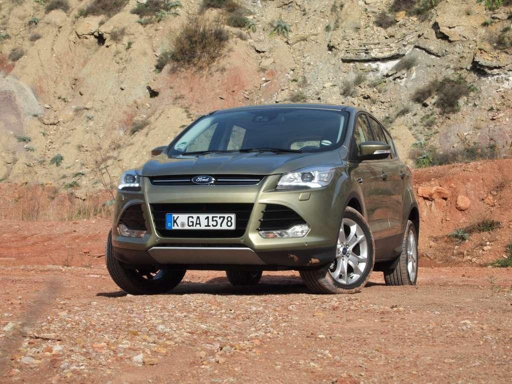Ford Kuga nowy, lepszy i... tańszy! • AutoCentrum.pl