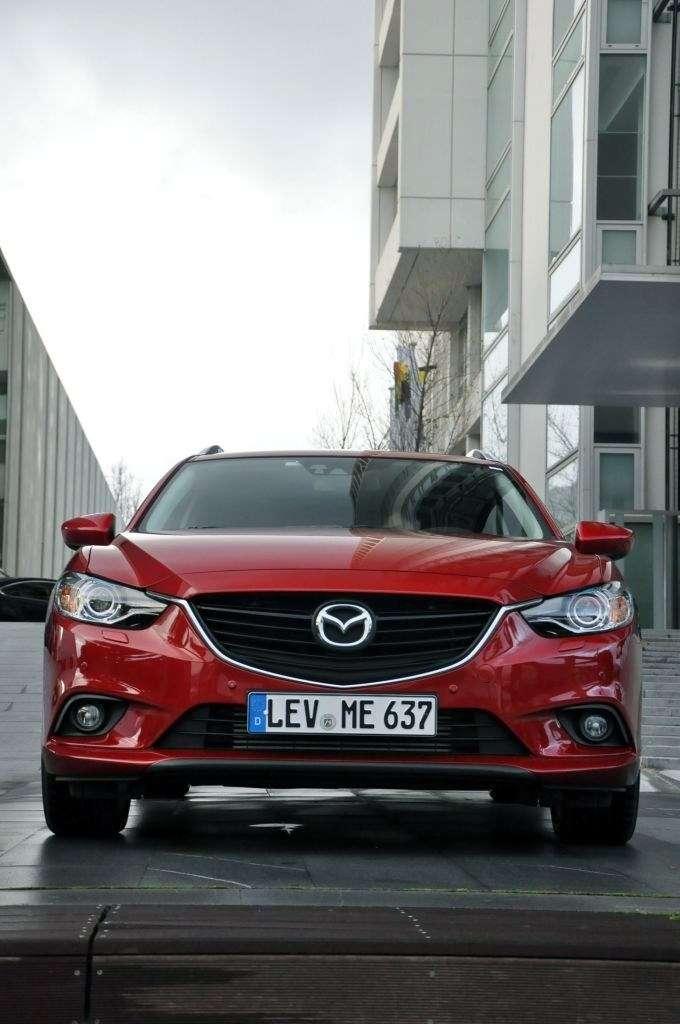 Nowa Mazda 6 miłość od pierwszego jeżdżenia • AutoCentrum.pl