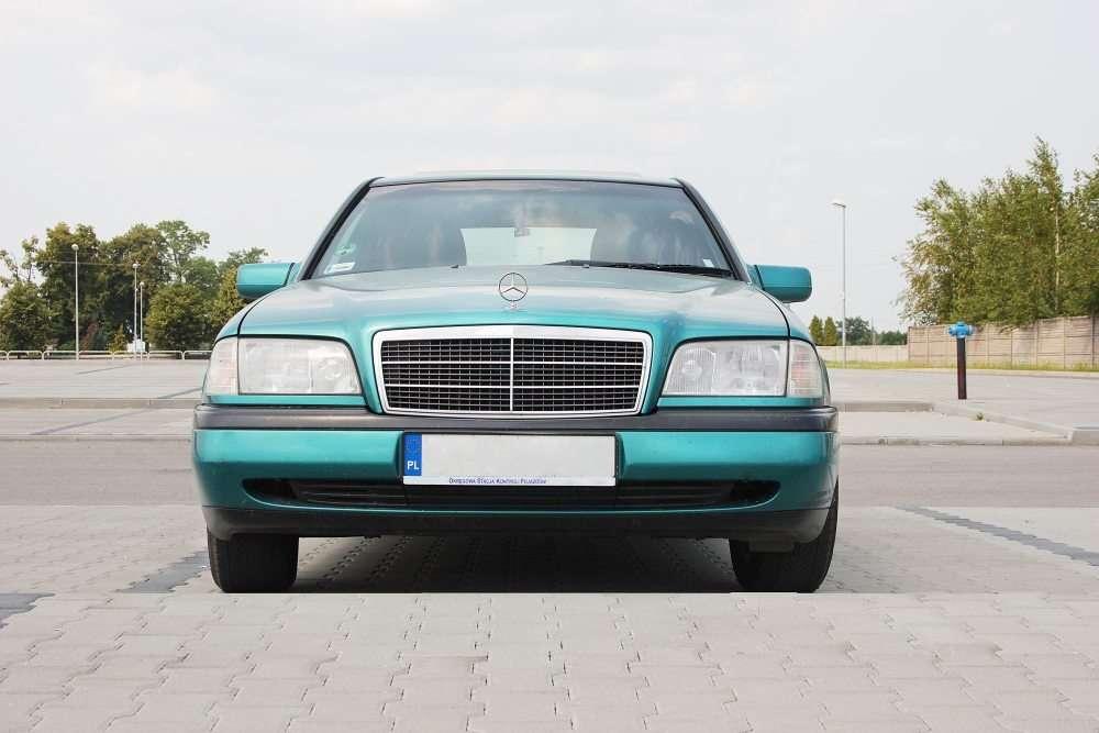 Mercedes C180 (W202) nadal warty uwagi? • AutoCentrum.pl