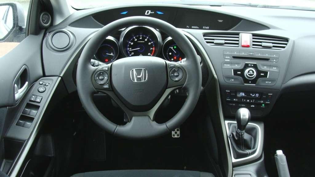 Efekt ewolucji Honda Civic IX • AutoCentrum.pl