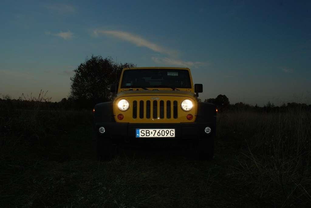 Przekroczyć Rubikon Jeep Wrangler Rubicon • AutoCentrum.pl