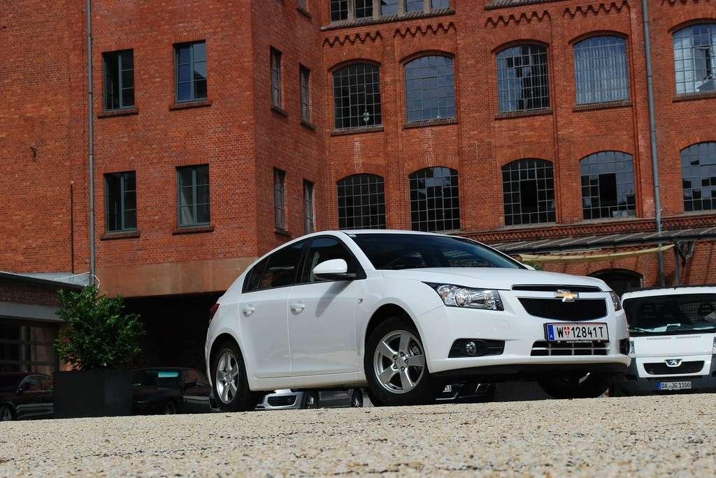 Europa kocha hatchbacki Chevrolet Cruze 5d • AutoCentrum.pl