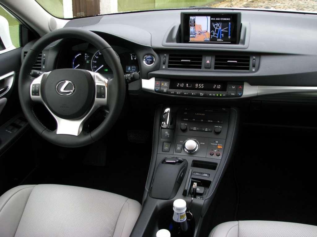 Lexus CT 200h Podwójna nowość • AutoCentrum.pl
