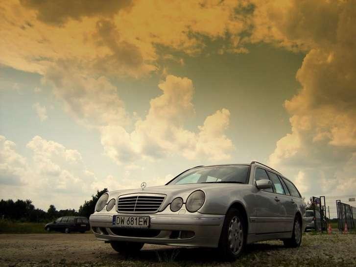 Klasa E W210 Mercedes na wymarciu? • AutoCentrum.pl