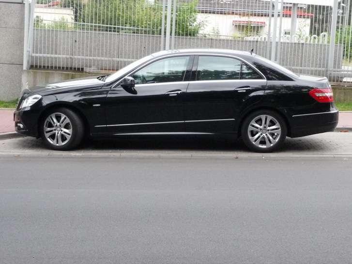 Mercedes E 350 CDI • AutoCentrum.pl