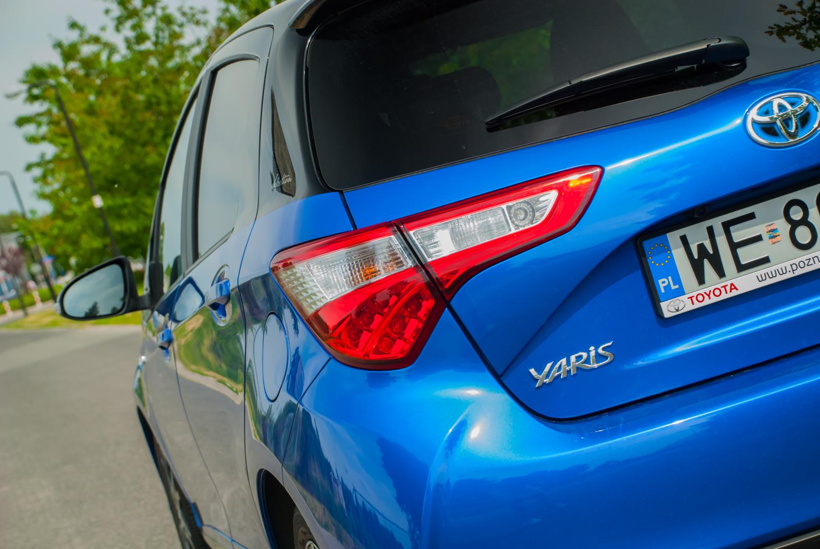 Toyota Yaris Hybrid hybrydowy zawrót głowy • AutoCentrum.pl