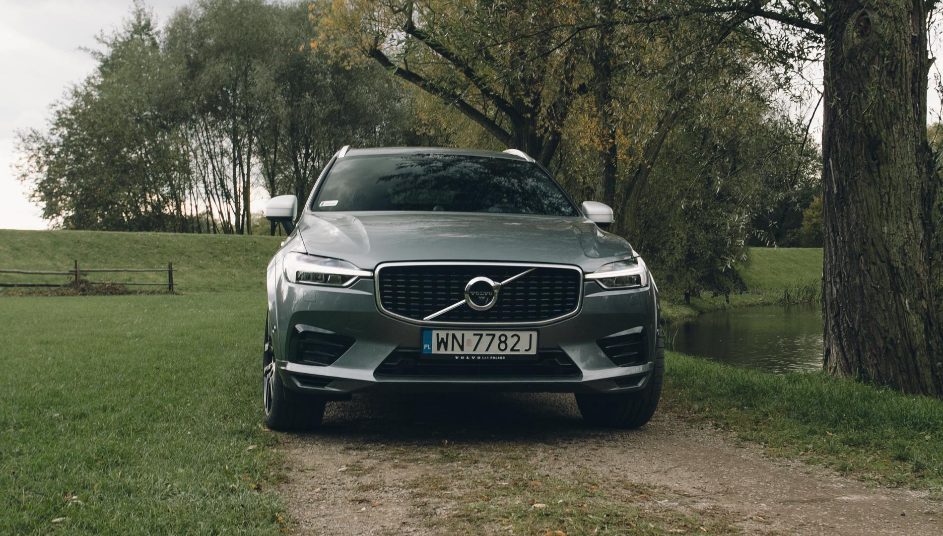 Volvo XC60 z błyskiem w oku • AutoCentrum.pl