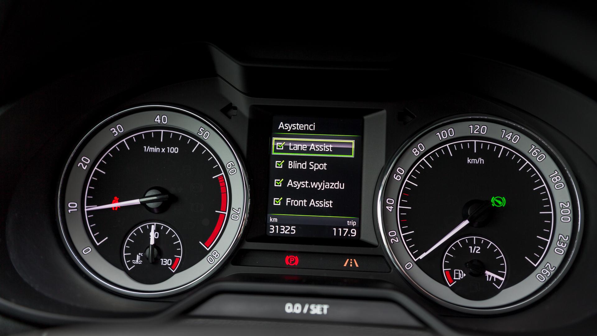 Skoda Octavia Drive 1.0 TSI mała pojemność, spore możliwości