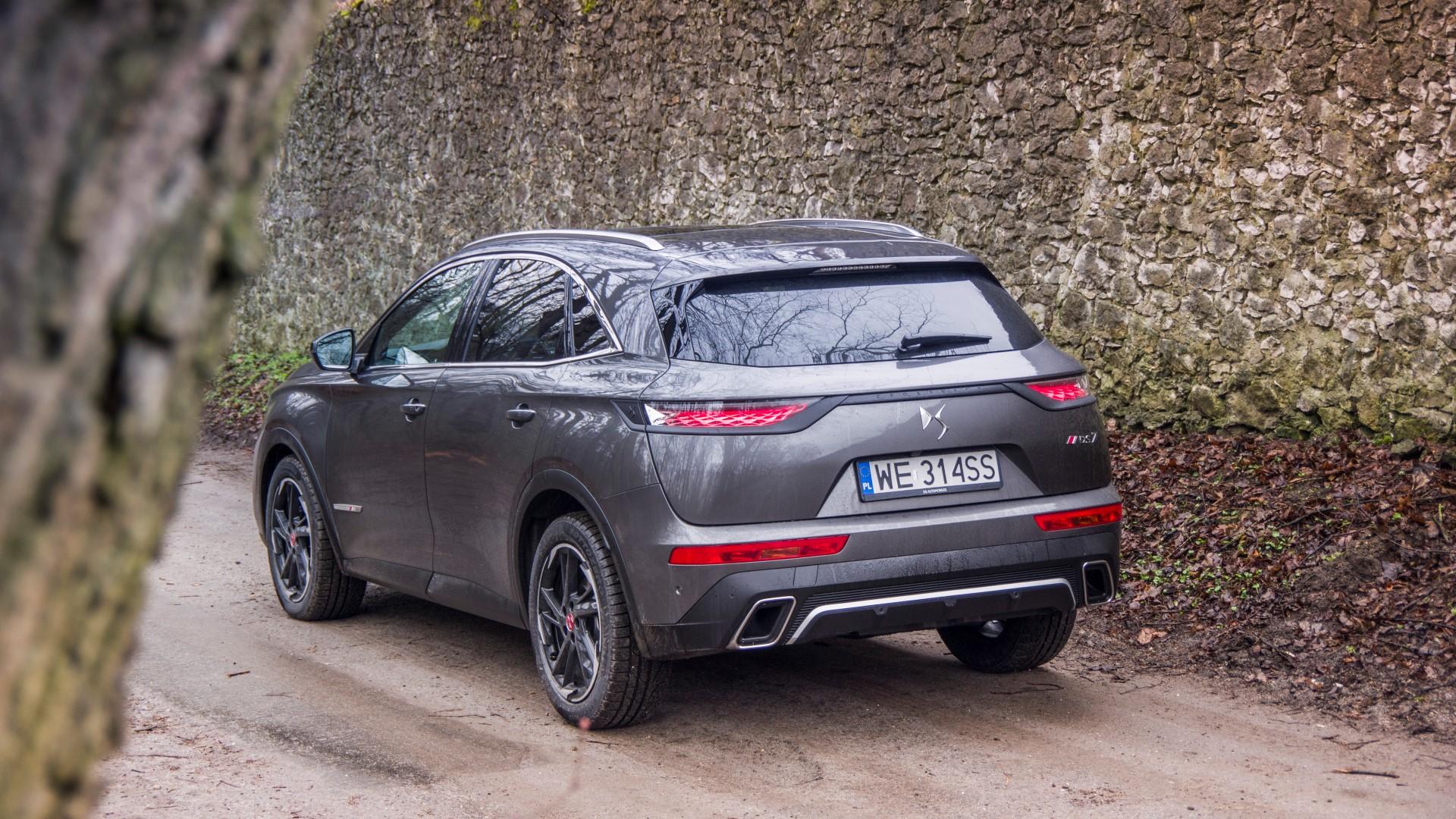ds 7 crossback plusy i minusy francuskiej nowoci