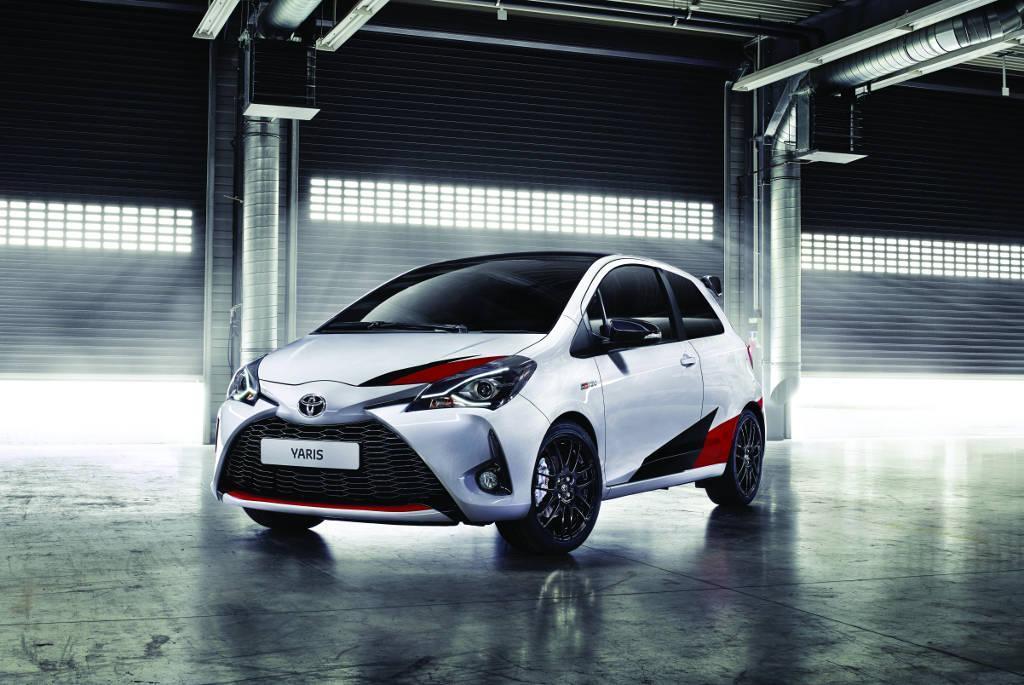 Toyota Yaris modele, dane, silniki, testy • AutoCentrum.pl
