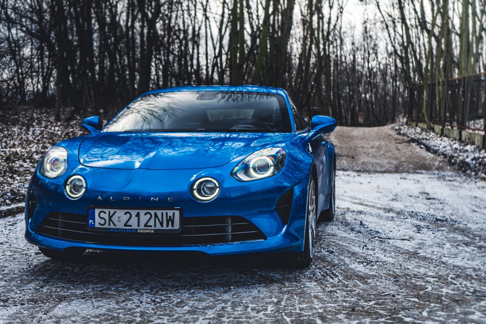 Alpine A110 – wygląda jak zabawka. Czy nią jest?