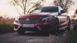 Mercedes-Benz C Coupe - elegancko czy brutalnie?