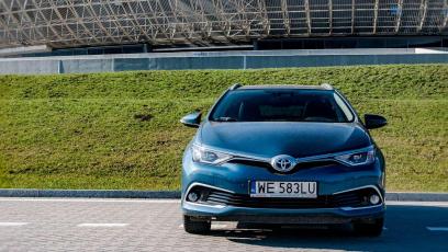 Toyota Auris Touring Sports Hybrid - Test Długodystansowy Po 5 Tysiącach Km • Autocentrum.pl