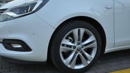 Opel Zafira Turbo – German Express