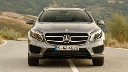 Mercedes-Benz GLA - większe możliwości