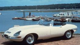 Jaguar E-type - Półwiecze ikony