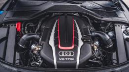 Audi S8 Plus - opanowany potwór