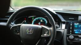 Honda Civic - trzyma fason