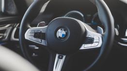 BMW M760Li – drogowa klasa biznes
