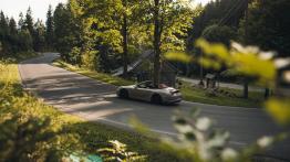 Chcesz kupić kabriolet? O tych rzeczach pamiętaj przed zakupem!