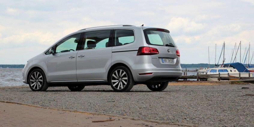 Volkswagen Sharan techniczny retusz • AutoCentrum.pl