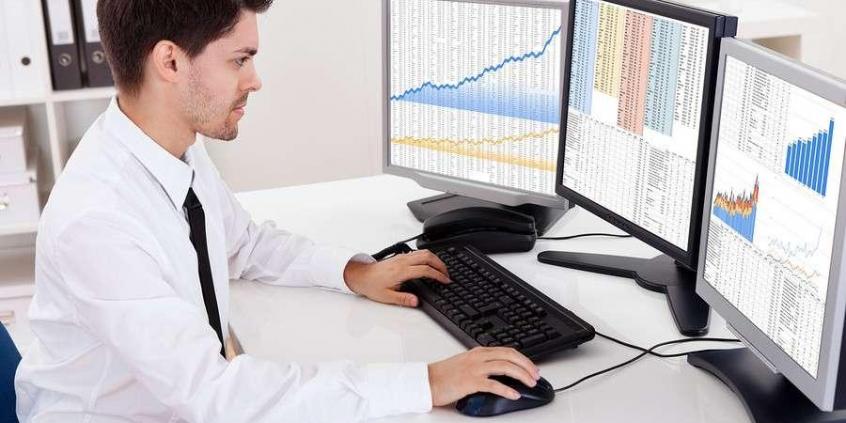 Fleet manager on-line