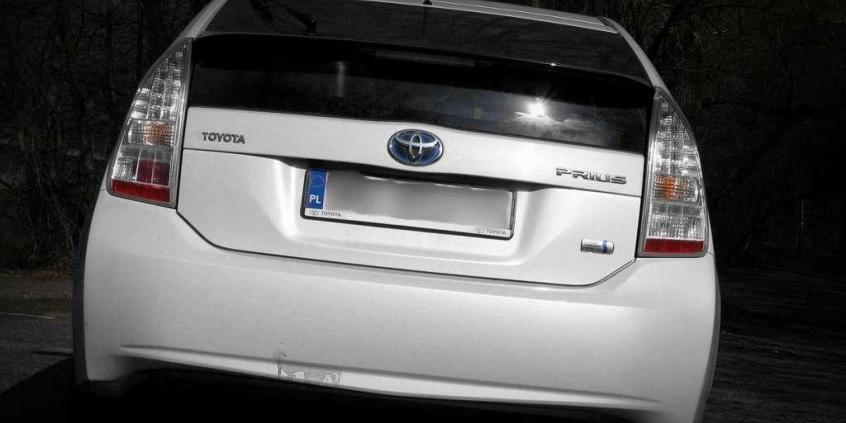 Toyota Prius kaprys, czy ekologia? • AutoCentrum.pl