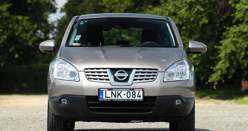 Nissan Qashqai 2.0 Dobra forma bestsellera • AutoCentrum.pl