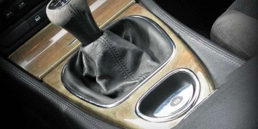 Jaguar S-Type - śmierć klasyki?