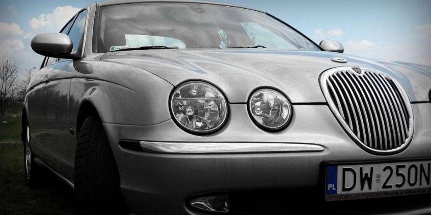 Jaguar S-Type - śmierć klasyki?