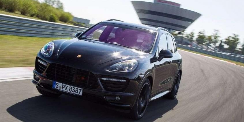 Porsche Cayenne GTS przystanek w drodze do Turbo