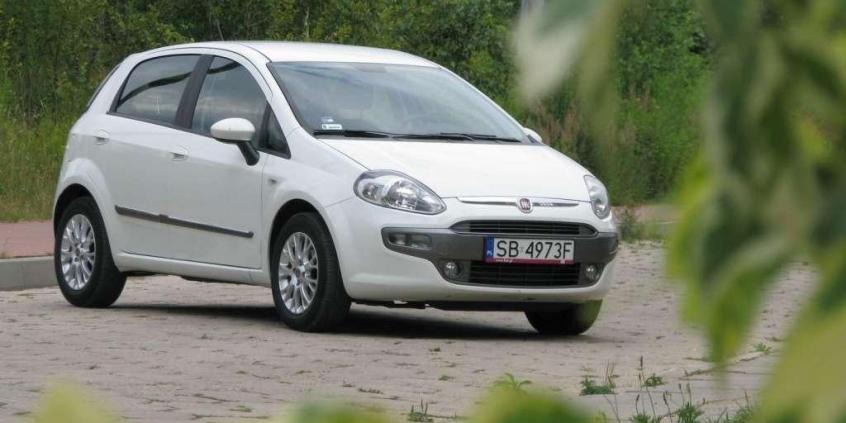 Fiat Punto Evo 95 KM Oszczędny ale nie tani • AutoCentrum.pl