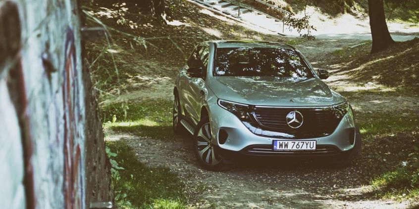 Mercedes EQC – jak jaskółka