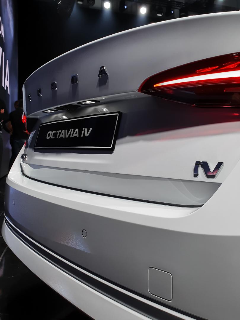 opinie o autach auto centrum on Nowa Skoda Octavia Ile W Niej Golfa Autocentrum Pl