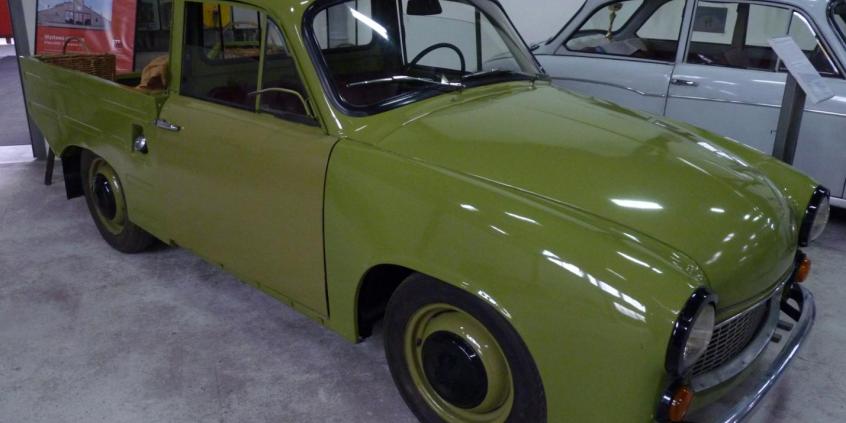 3.12.1971 | Syrena R-20 przekazana rolnikom do testów