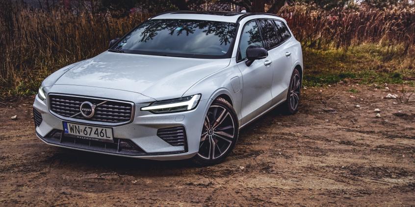 Volvo V60 T8 R-Design. Elektryk na miarę naszych czasów